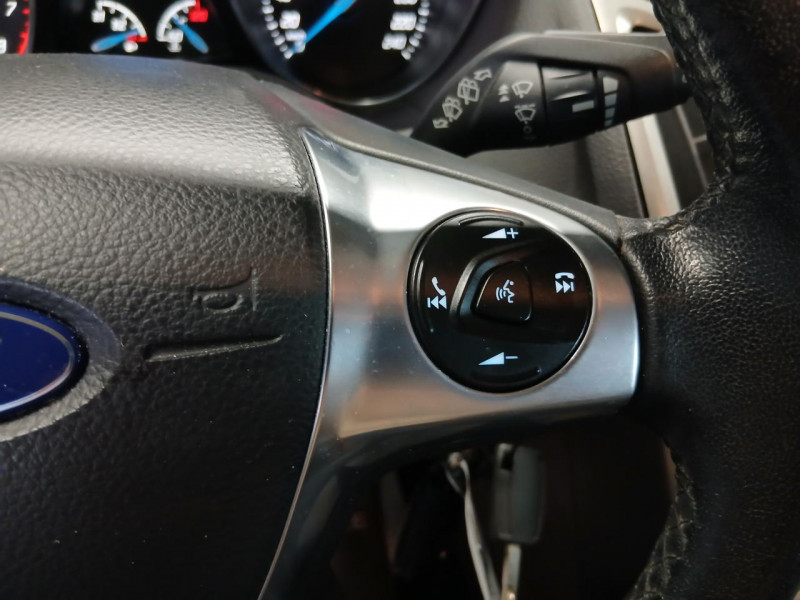 Photo 14 de l'offre de FORD FOCUS  1.0  125 EcoBoost Trend BVM à 8990€ chez MKP Distribution