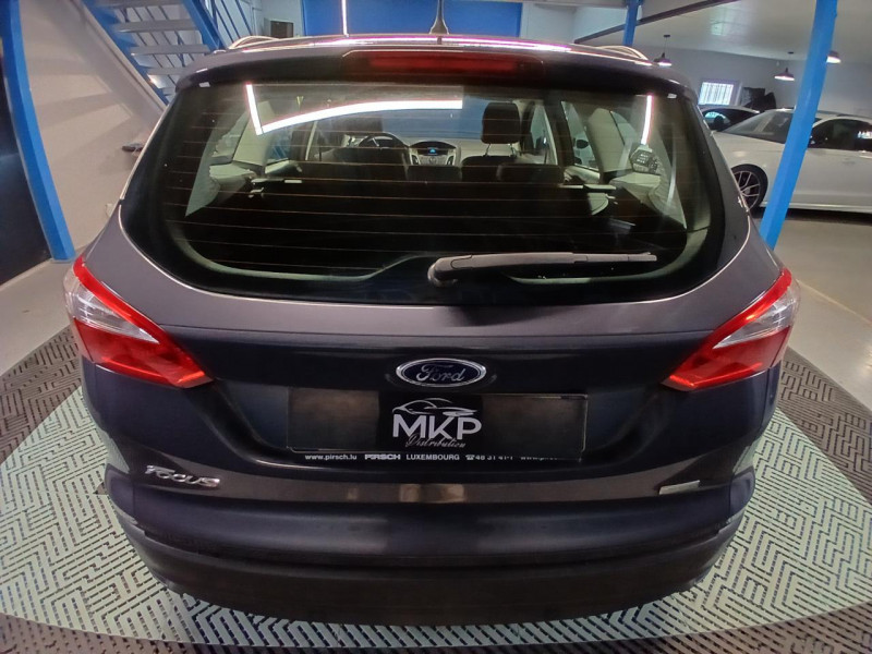 Photo 3 de l'offre de FORD FOCUS  1.0  125 EcoBoost Trend BVM à 8990€ chez MKP Distribution
