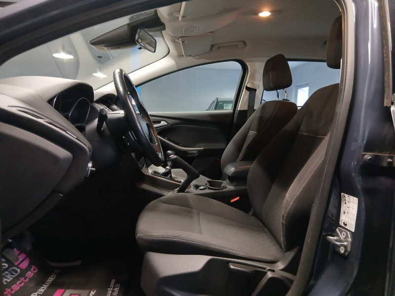 Photo 21 de l'offre de FORD FOCUS  1.0  125 EcoBoost Trend BVM à 8990€ chez MKP Distribution