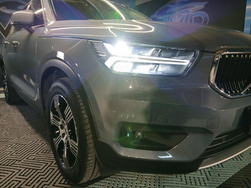 Photo 44 de l'offre de VOLVO XC40 T3 163 Geartronic 8 Momentum Business à 23990€ chez MKP Distribution