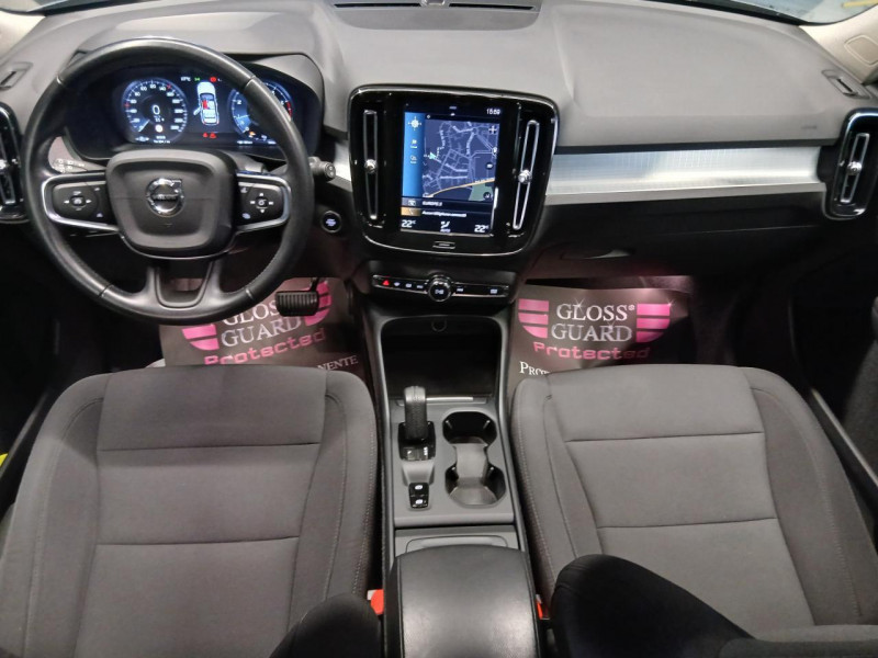 Photo 25 de l'offre de VOLVO XC40 T3 163 Geartronic 8 Momentum Business à 23990€ chez MKP Distribution