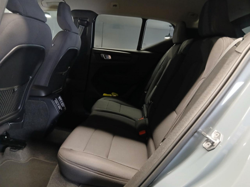 Photo 27 de l'offre de VOLVO XC40 T3 163 Geartronic 8 Momentum Business à 23990€ chez MKP Distribution