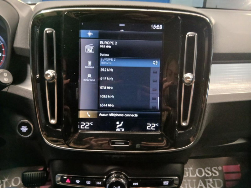 Photo 22 de l'offre de VOLVO XC40 T3 163 Geartronic 8 Momentum Business à 23990€ chez MKP Distribution