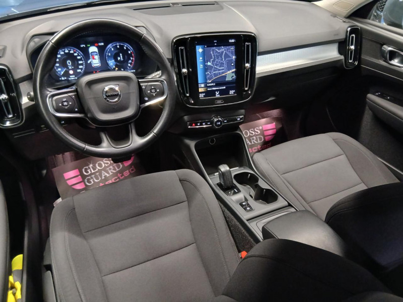 Photo 24 de l'offre de VOLVO XC40 T3 163 Geartronic 8 Momentum Business à 23990€ chez MKP Distribution