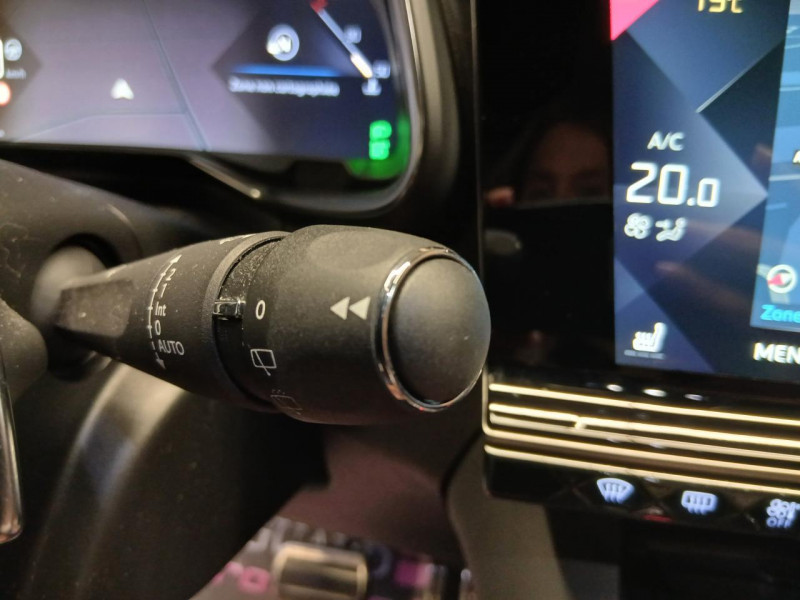 Photo 24 de l'offre de DS DS 7 CROSSBACK 1.5 BlueHDi 130 EAT8 OPERA à 23490€ chez MKP Distribution