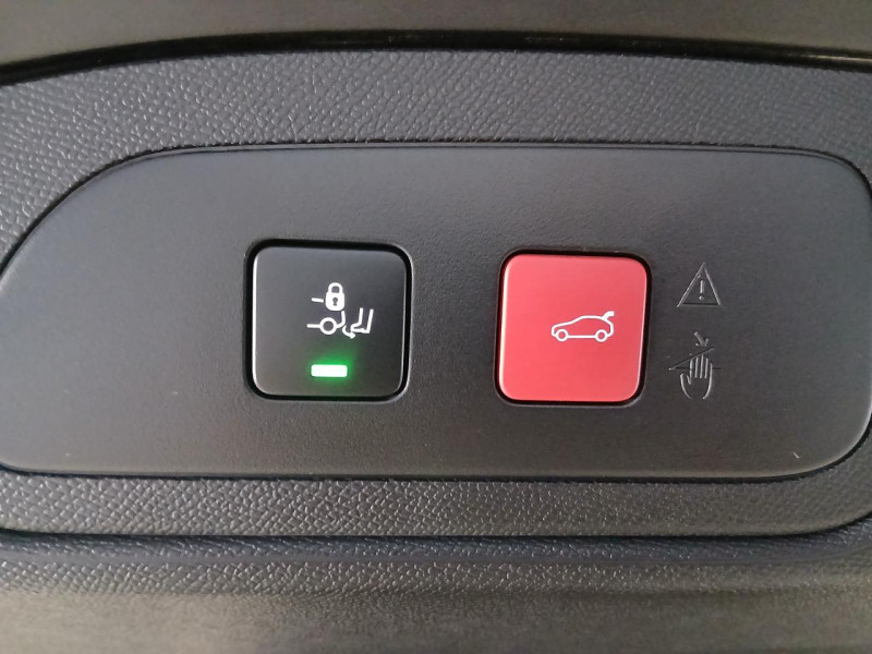 Photo 46 de l'offre de DS DS 7 CROSSBACK 1.5 BlueHDi 130 EAT8 OPERA à 23490€ chez MKP Distribution