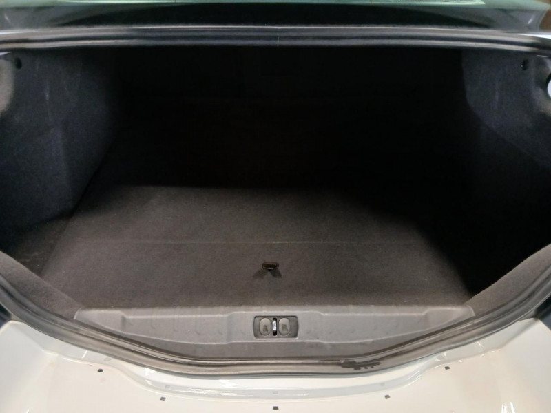 Photo 9 de l'offre de PEUGEOT 508 1.6 BlueHDi 120 EAT6  Allure à 13490€ chez MKP Distribution