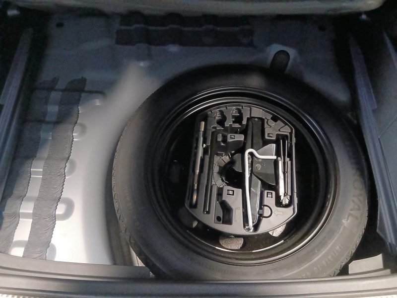 Photo 16 de l'offre de DS DS 7 CROSSBACK 1.5 BlueHDi 130 EAT8 OPERA à 23490€ chez MKP Distribution