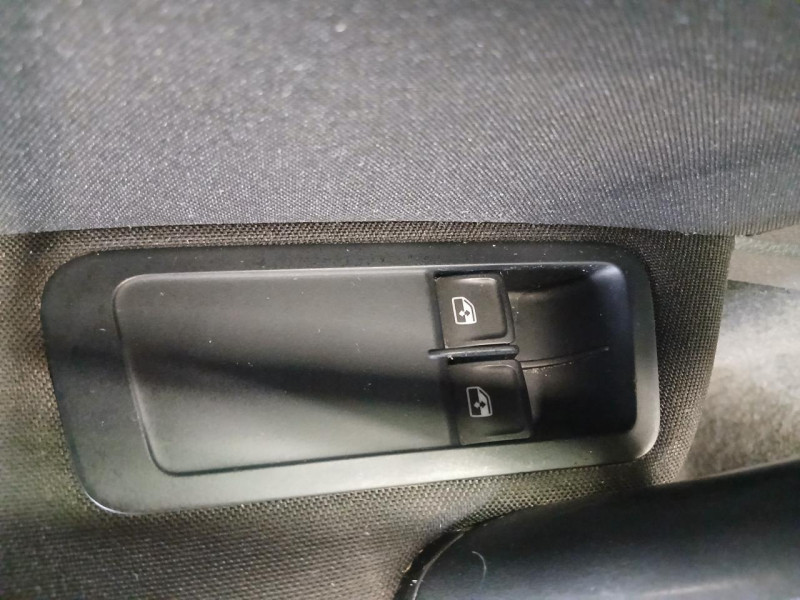 Photo 33 de l'offre de VOLKSWAGEN GOLF 1.2 TSI 110 BlueMotion Technology Confortline BVM à 13490€ chez MKP Distribution