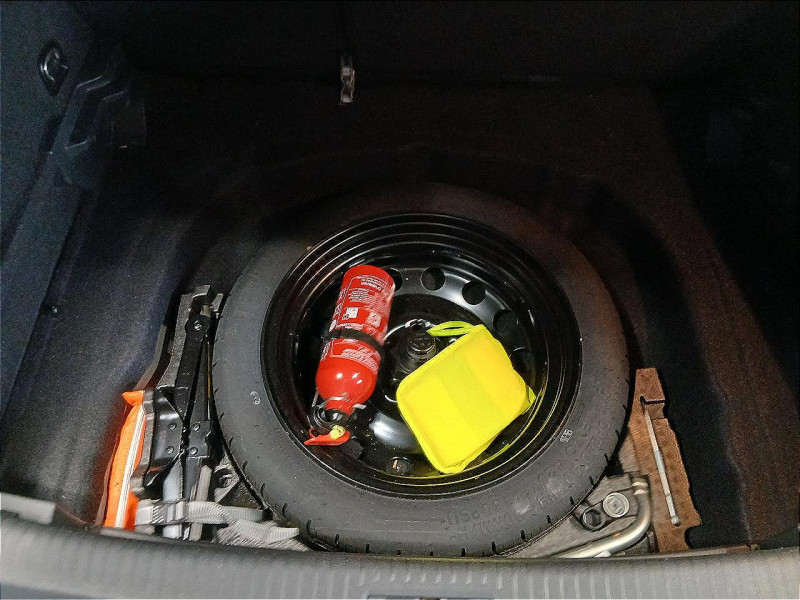 Photo 16 de l'offre de VOLKSWAGEN GOLF 1.2 TSI 110 BlueMotion Technology Confortline BVM à 13490€ chez MKP Distribution