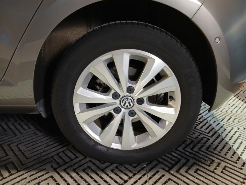 Photo 38 de l'offre de VOLKSWAGEN GOLF 1.2 TSI 110 BlueMotion Technology Confortline BVM à 13490€ chez MKP Distribution