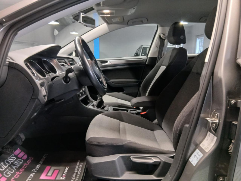 Photo 11 de l'offre de VOLKSWAGEN GOLF 1.2 TSI 110 BlueMotion Technology Confortline BVM à 13490€ chez MKP Distribution