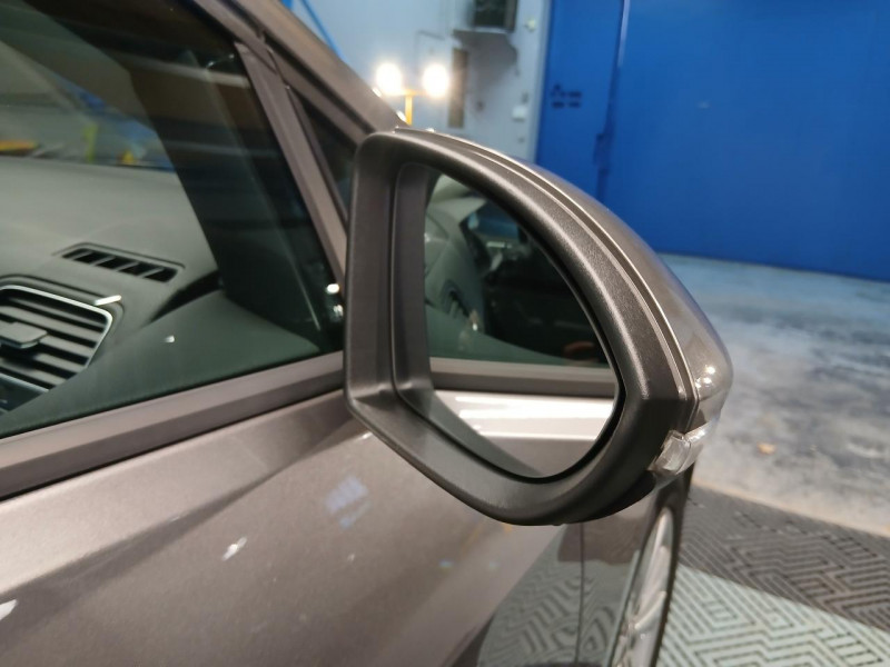 Photo 37 de l'offre de VOLKSWAGEN GOLF 1.2 TSI 110 BlueMotion Technology Confortline BVM à 13490€ chez MKP Distribution