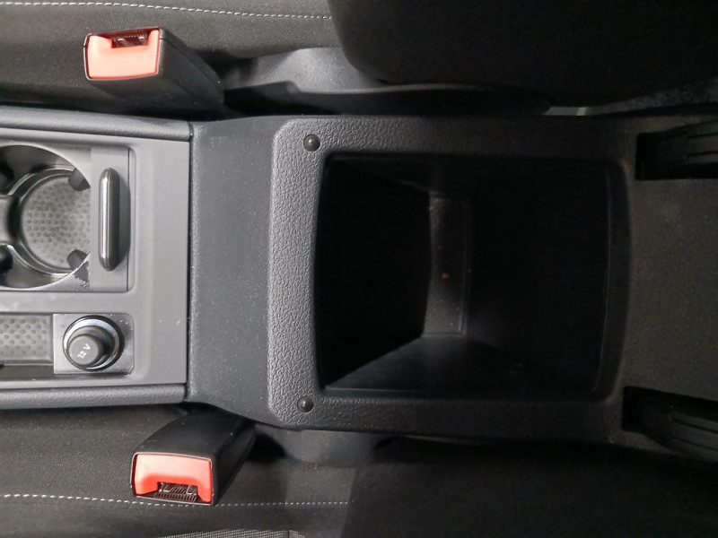 Photo 31 de l'offre de VOLKSWAGEN GOLF 1.2 TSI 110 BlueMotion Technology Confortline BVM à 13490€ chez MKP Distribution