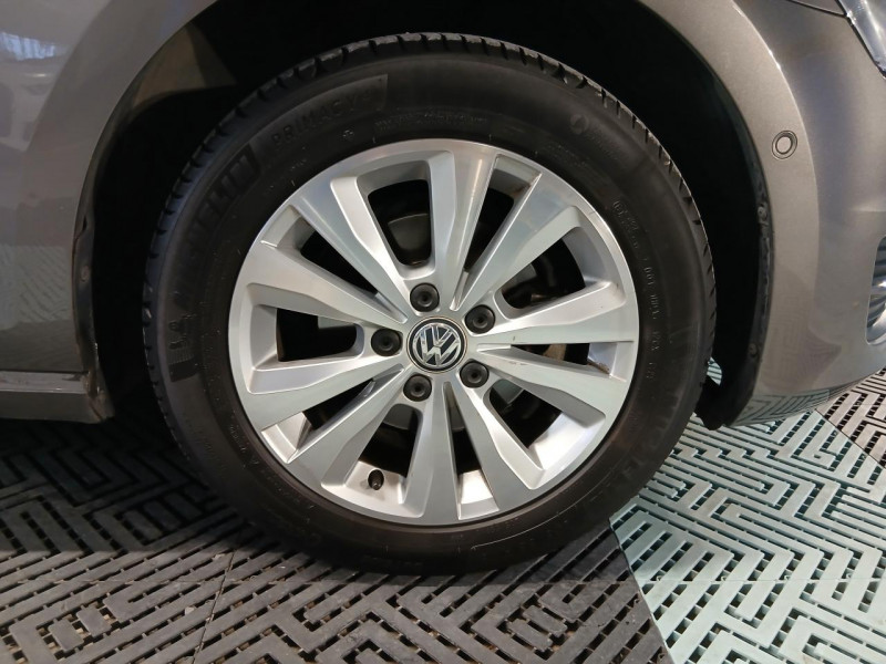 Photo 40 de l'offre de VOLKSWAGEN GOLF 1.2 TSI 110 BlueMotion Technology Confortline BVM à 13490€ chez MKP Distribution