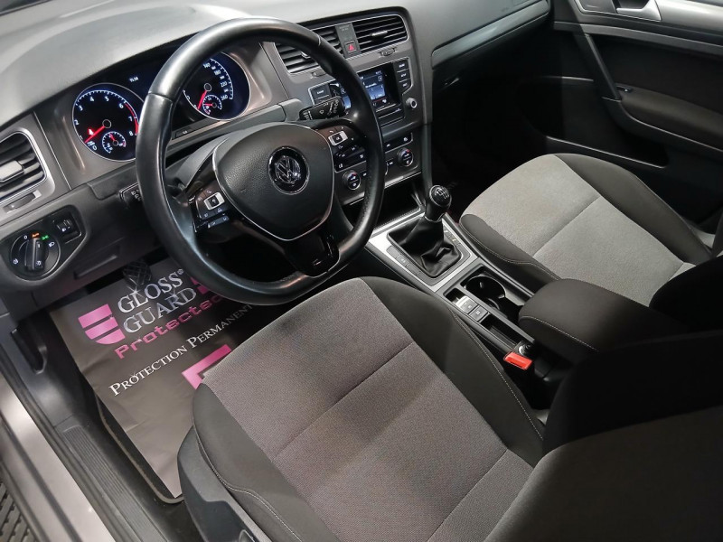 Photo 10 de l'offre de VOLKSWAGEN GOLF 1.2 TSI 110 BlueMotion Technology Confortline BVM à 13490€ chez MKP Distribution
