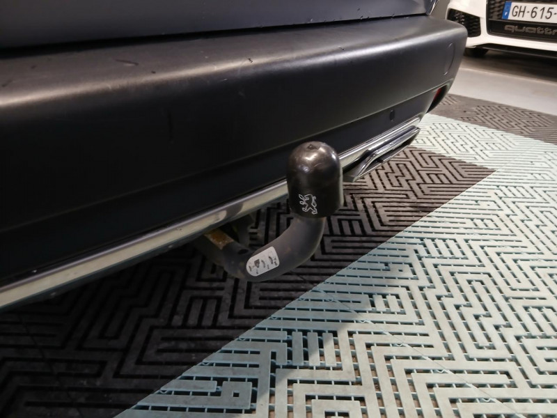 Photo 39 de l'offre de PEUGEOT 2008 1.6 BlueHDi 100 GT Line BVM à 11490€ chez MKP Distribution