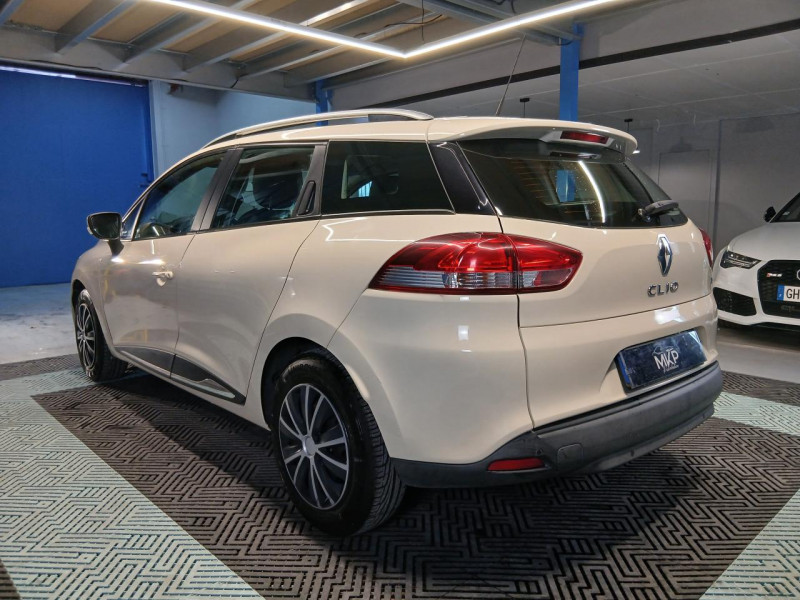 Photo 3 de l'offre de RENAULT Clio Estate 0.9 TCe 90 Zen BVM à 8490€ chez MKP Distribution