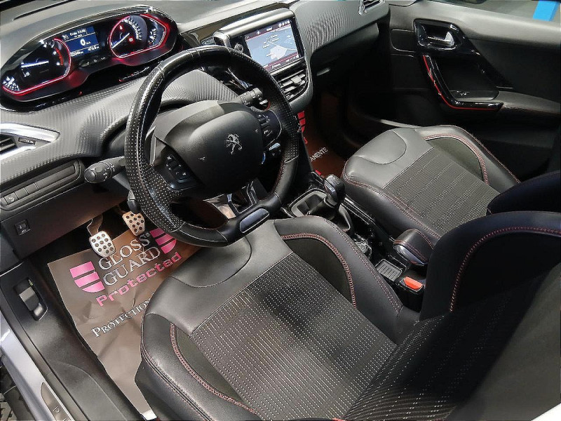 Photo 10 de l'offre de PEUGEOT 2008 1.6 BlueHDi 100 GT Line BVM à 11490€ chez MKP Distribution