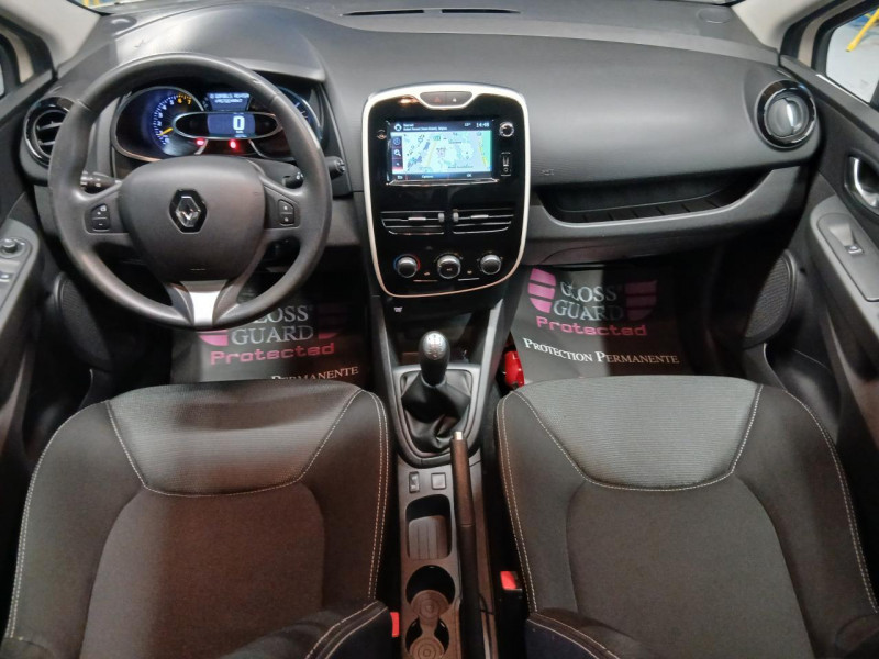 Photo 8 de l'offre de RENAULT Clio Estate 0.9 TCe 90 Zen BVM à 8490€ chez MKP Distribution