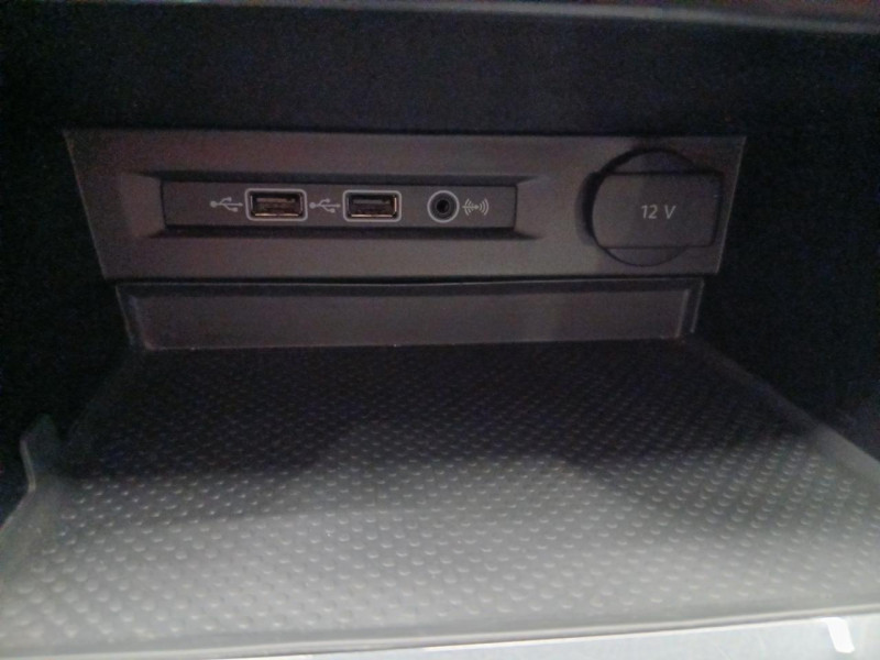 Photo 39 de l'offre de VOLKSWAGEN TIGUAN ALLSPACE 1.5 TSI 150 EVO Confortline BVM 7 Places à 25990€ chez MKP Distribution