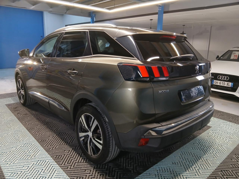 Photo 3 de l'offre de PEUGEOT 3008 1.5 BlueHDi 130 EAT8 Allure à 16490€ chez MKP Distribution