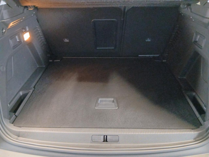 Photo 14 de l'offre de PEUGEOT 3008 1.5 BlueHDi 130 EAT8 Allure à 16490€ chez MKP Distribution