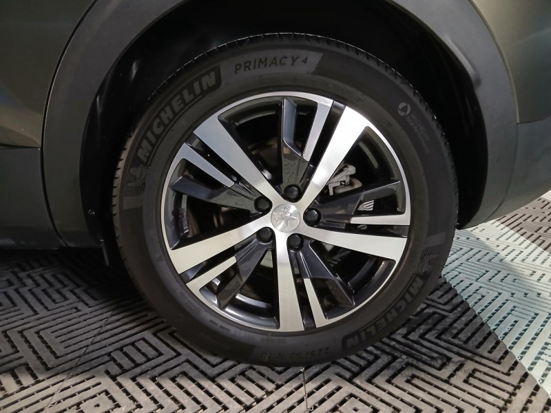 Photo 46 de l'offre de PEUGEOT 3008 1.5 BlueHDi 130 EAT8 Allure à 16490€ chez MKP Distribution