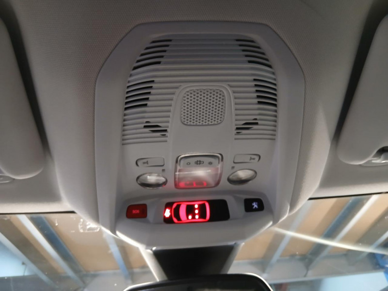 Photo 36 de l'offre de PEUGEOT 3008 1.5 BlueHDi 130 EAT8 Allure à 16490€ chez MKP Distribution