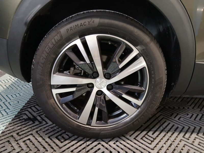 Photo 47 de l'offre de PEUGEOT 3008 1.5 BlueHDi 130 EAT8 Allure à 16490€ chez MKP Distribution