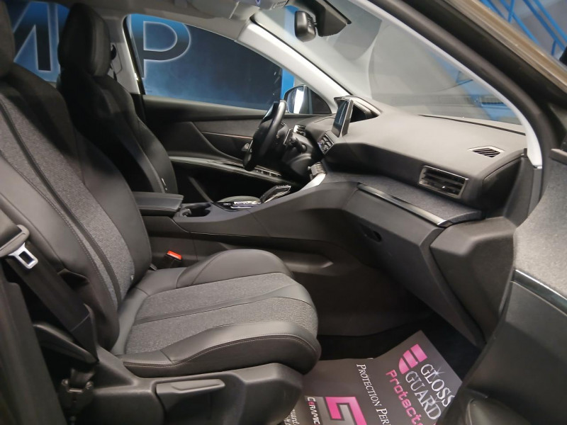 Photo 11 de l'offre de PEUGEOT 3008 1.5 BlueHDi 130 EAT8 Allure à 16490€ chez MKP Distribution