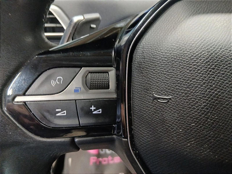 Photo 18 de l'offre de PEUGEOT 3008 1.5 BlueHDi 130 EAT8 Allure à 16490€ chez MKP Distribution