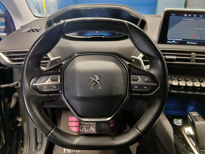 Photo 17 de l'offre de PEUGEOT 3008 1.5 BlueHDi 130 EAT8 Allure à 16490€ chez MKP Distribution