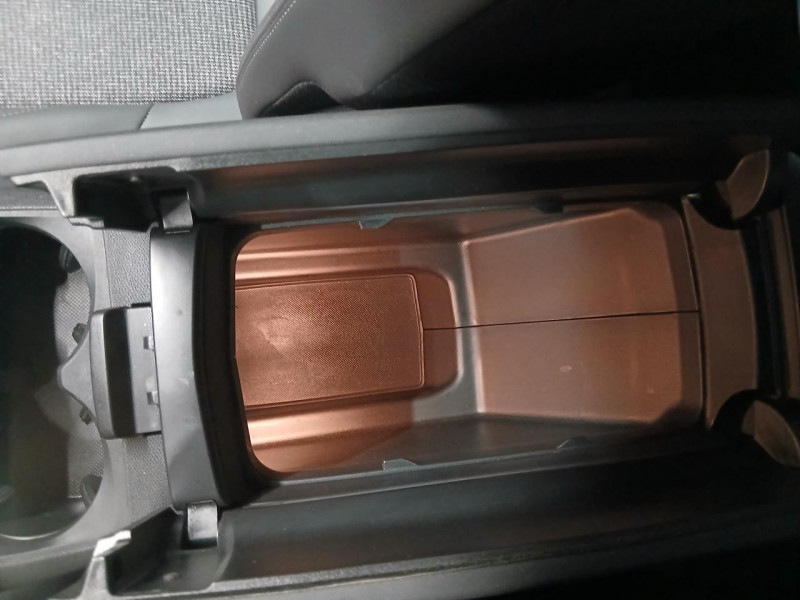 Photo 32 de l'offre de PEUGEOT 3008 1.5 BlueHDi 130 EAT8 Allure à 16490€ chez MKP Distribution