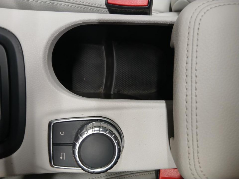 Photo 34 de l'offre de MERCEDES-BENZ CLASSE B 180 1.6 122 BlueEFFICIENCY Sport 7-G DCT à 14990€ chez MKP Distribution