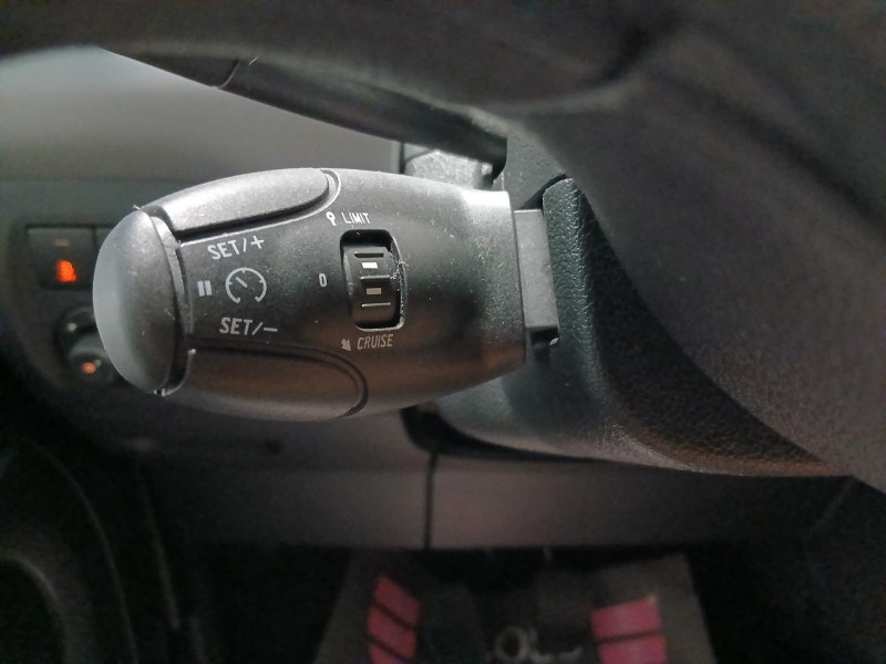 Photo 20 de l'offre de CITROEN BERLINGO Multispace 1.6 BlueHDi 100 BVM5 XTR à 12490€ chez MKP Distribution