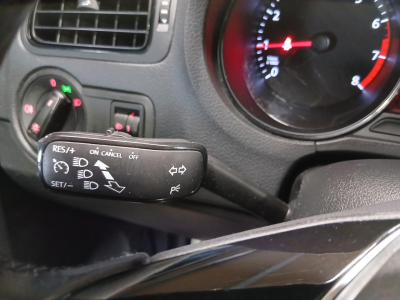 Photo 18 de l'offre de VOLKSWAGEN POLO  1.0 60 Edition BVM à 9490€ chez MKP Distribution