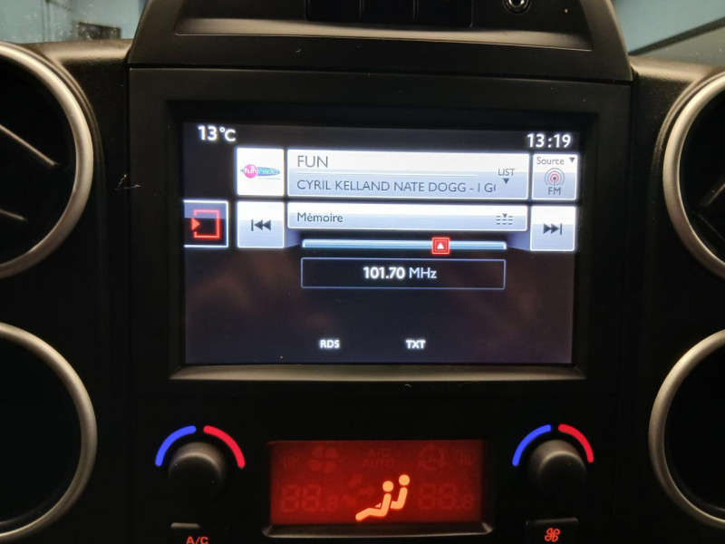 Photo 24 de l'offre de CITROEN BERLINGO Multispace 1.6 BlueHDi 100 BVM5 XTR à 12490€ chez MKP Distribution