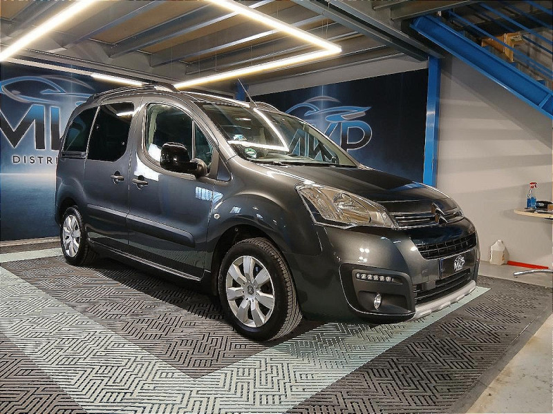 Photo 7 de l'offre de CITROEN BERLINGO Multispace 1.6 BlueHDi 100 BVM5 XTR à 12490€ chez MKP Distribution