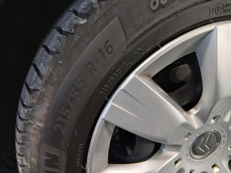 Photo 40 de l'offre de CITROEN BERLINGO Multispace 1.6 BlueHDi 100 BVM5 XTR à 12490€ chez MKP Distribution