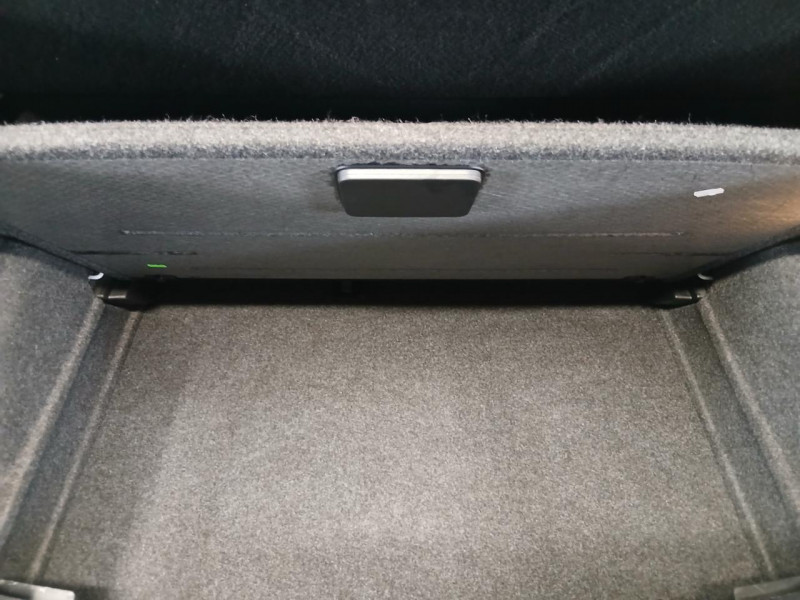 Photo 12 de l'offre de VOLKSWAGEN POLO  1.0 60 Edition BVM à 9490€ chez MKP Distribution