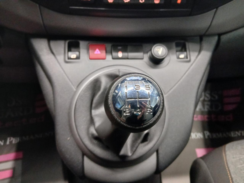 Photo 28 de l'offre de CITROEN BERLINGO Multispace 1.6 BlueHDi 100 BVM5 XTR à 12490€ chez MKP Distribution