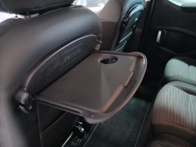 Photo 33 de l'offre de CITROEN BERLINGO Multispace 1.6 BlueHDi 100 BVM5 XTR à 12490€ chez MKP Distribution