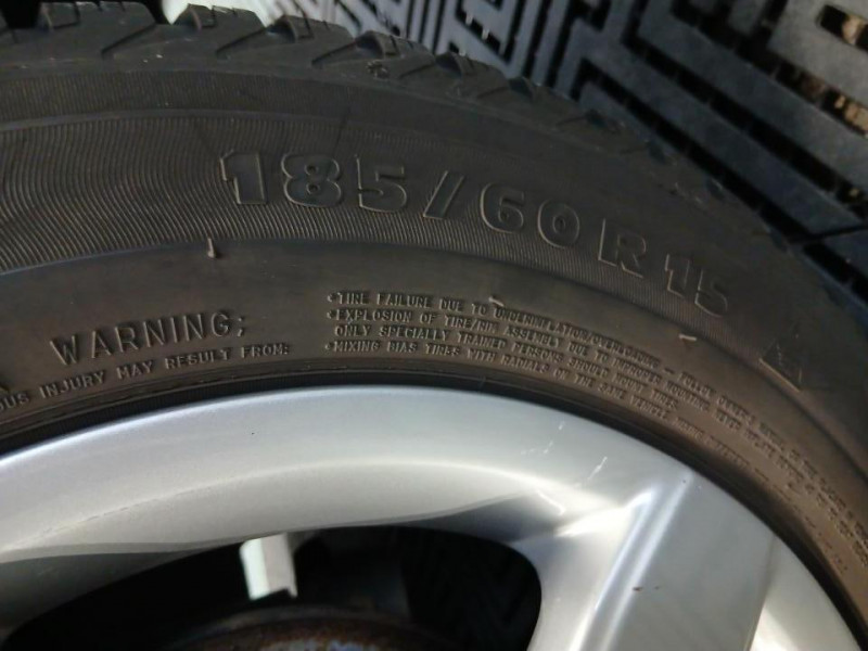 Photo 38 de l'offre de VOLKSWAGEN POLO  1.0 60 Edition BVM à 9490€ chez MKP Distribution