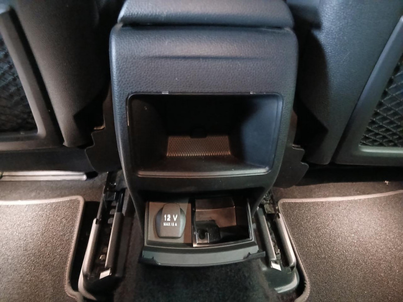 Photo 36 de l'offre de MERCEDES-BENZ GLA 180 CDi 109 7-G DCT Fascination à 21490€ chez MKP Distribution