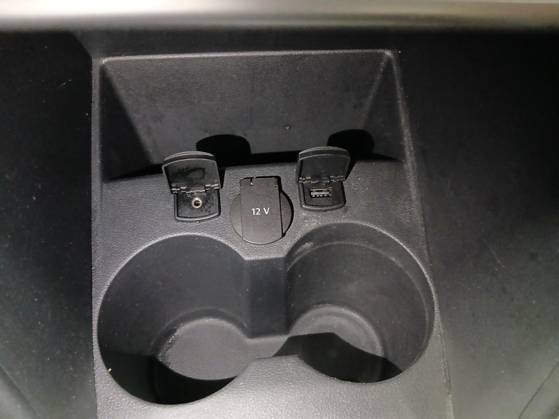 Photo 29 de l'offre de VOLKSWAGEN POLO 1.0 TSI 110 Confortline BVM à 11490€ chez MKP Distribution