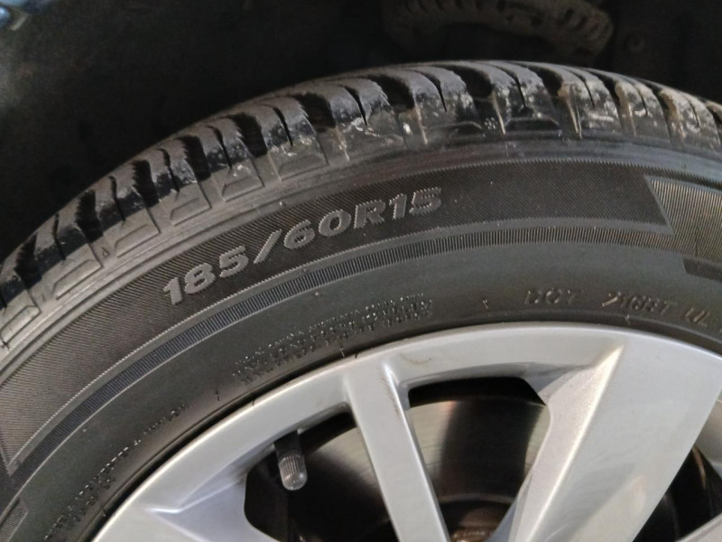 Photo 43 de l'offre de VOLKSWAGEN POLO 1.0 TSI 110 Confortline BVM à 11490€ chez MKP Distribution