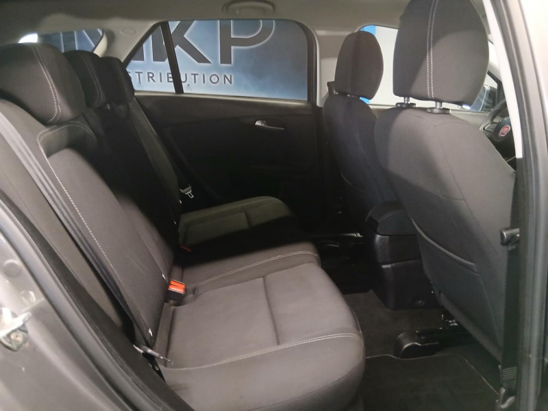 Photo 14 de l'offre de FIAT TIPO STATION WAGON MY19 E6D Tipo Station Wagon 1.6 MultiJet 120 ch S&S DCT S-Design à 14990€ chez MKP Distribution