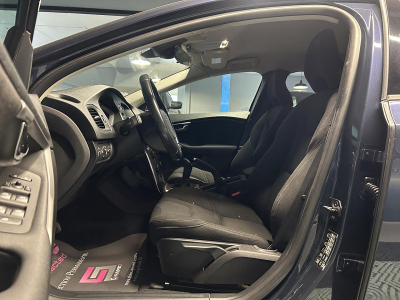 Photo 9 de l'offre de VOLVO V40 II T3 150 Start&Stop Kinetic à 10490€ chez MKP Distribution