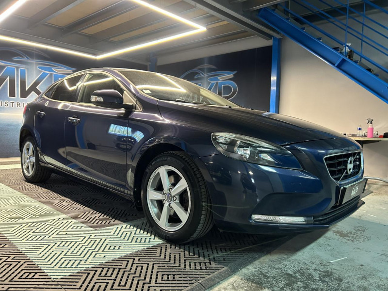 Photo 7 de l'offre de VOLVO V40 II T3 150 Start&Stop Kinetic à 10490€ chez MKP Distribution